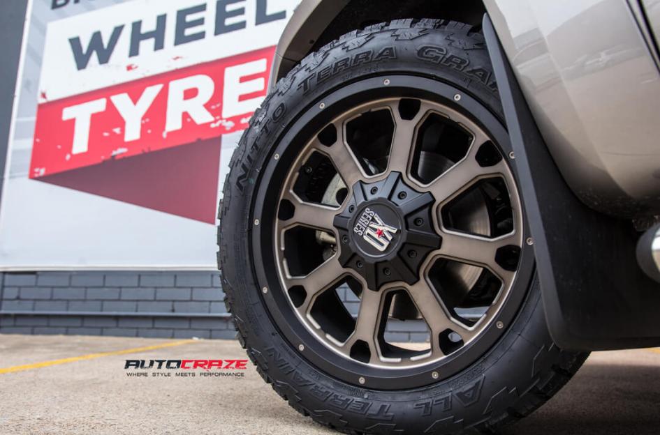 VOLKSWAGEN AMAROK BUCK 25 XD MATTE BLACK MACHINED FACE